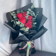 Load image into Gallery viewer, 6 Red Rose Bouquet
