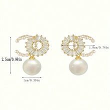 Load image into Gallery viewer, CC Pearl Earrings
